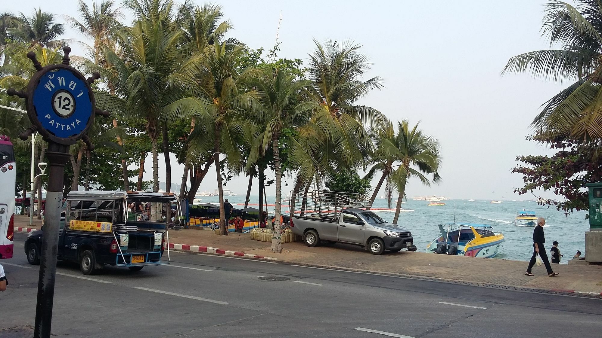 Jasmin Guest House Pattaya Exteriér fotografie